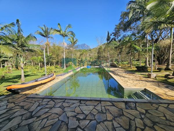 Chácara com 25.000m² com rio e lagoa com peixes, chalé e casa ...