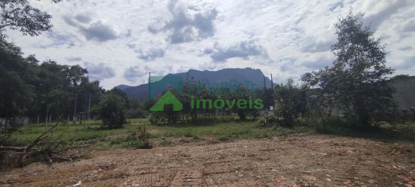 Excelente terreno, ótima oportunidade de investimento.