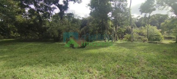 Seu Paraíso Particular às Margens do Rio Nhundiaquara!