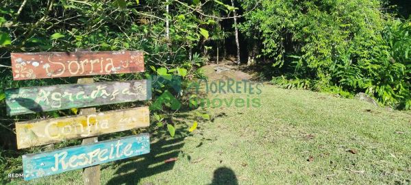 Terreno em Condomínio. Seu Refúgio Exclusivo Espera Por Você e...