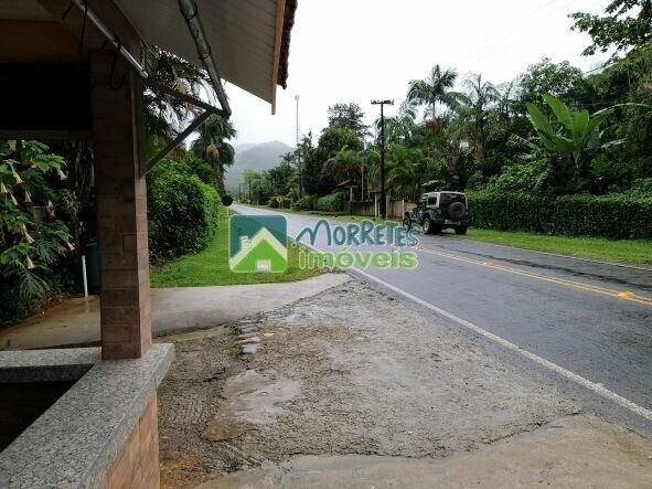 Terreno para Chácara ou Comercio.
