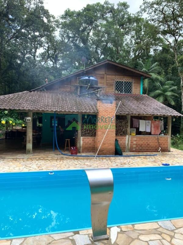 Paraíso Particular em Morretes! Chácara com Rio e Piscina!