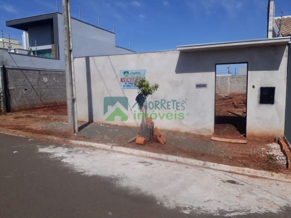 Terreno em Arapongas Loteamento 90% construído com 252m² Murad...