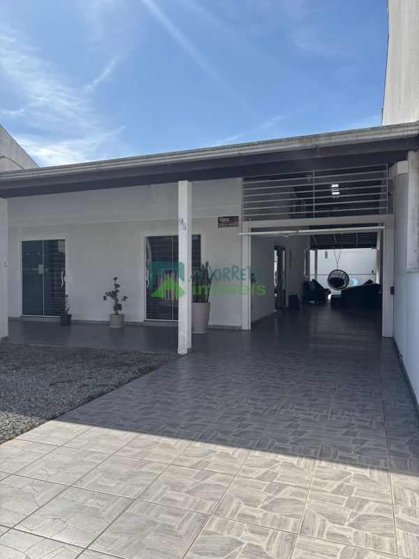 Casa de Praia à Venda no Balneário Costa Azul  Matinhos/PR