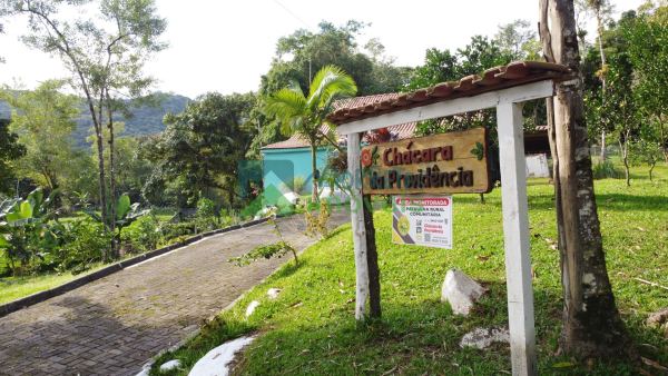 Chácara Em frente ao rio do ouro Porto de Cima 10.851 m² Morre...