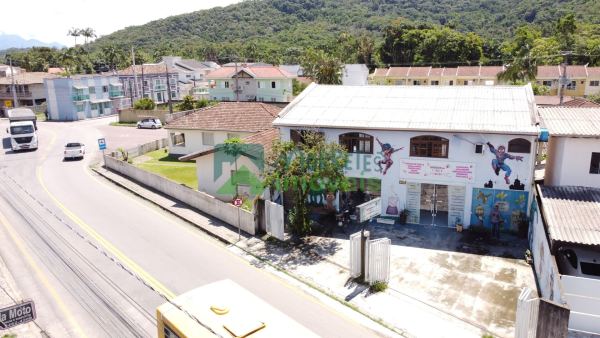 Salão Comercial com Loja e Residência e estacionamento 457m²  ...
