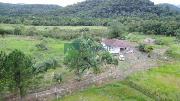 Chácara no Rio Cachoeira, em frente a rodovia com 28.000m²  em...