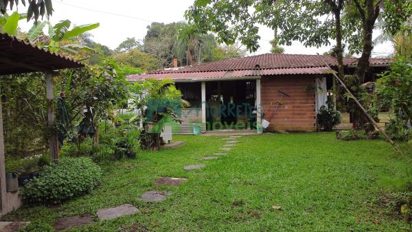Chácara para locação em Antonina com 1.294,00 metros casa toda...