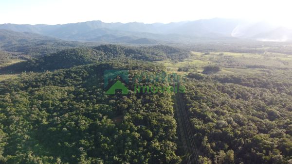 Área Rural Documentada com 150.480 m² em Meio à Natureza! Fác...