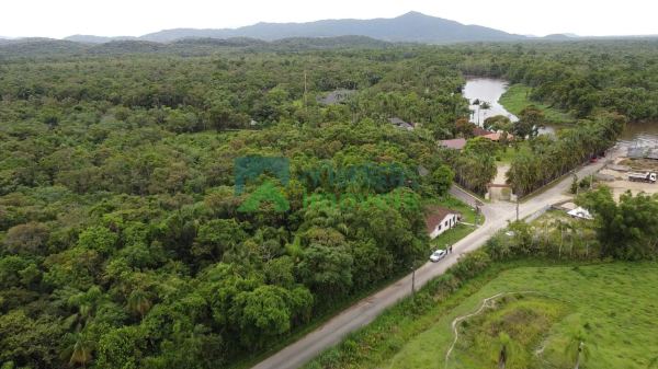 Terreno com 3.250 metros em Barreiros com frente para rodovia ...
