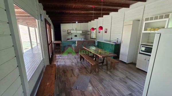 Linda Chácara rural localizada no Anhaia Morretes/PR, a ape...