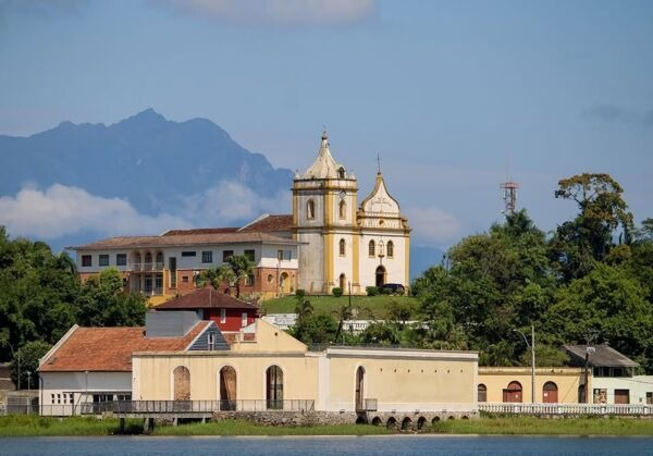 Vista histórica da cidade de Antonina, no Paraná